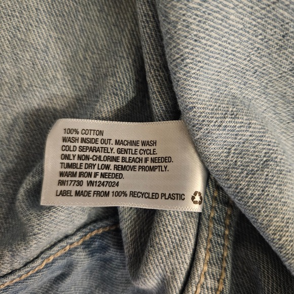 Wild Fable Women's Denim Jean Jacket XXL Blue Two-Tone Cropped Western Style - Picture 5 of 7